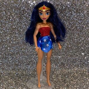 DC Super Hero Girls Wonder Women